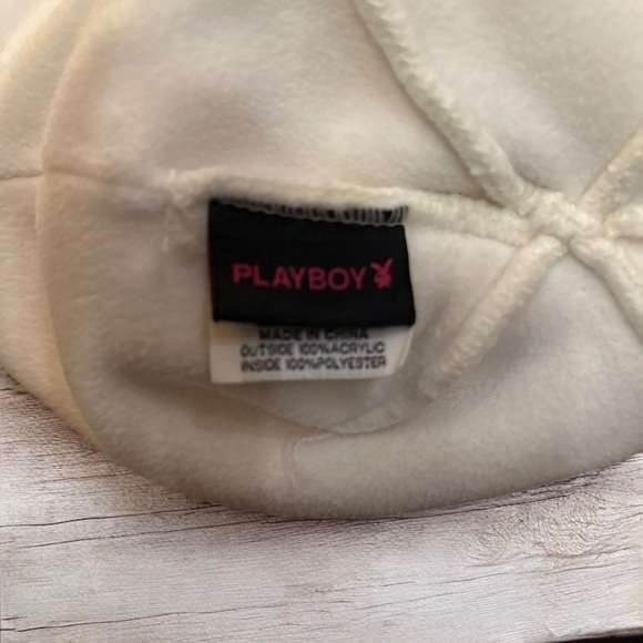 Playboy Women’s White with Black Logo Bunny Winter Hat Beanie - Picture 3 of 5